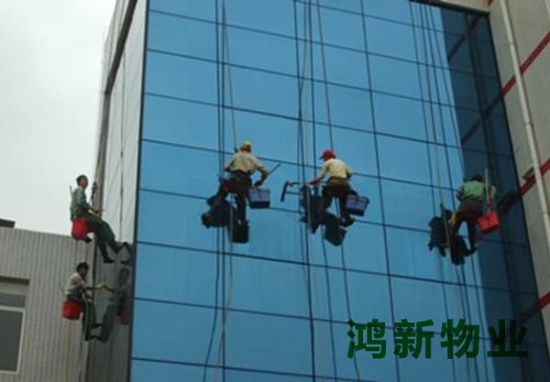 東莞的大樓外墻保潔的多少錢