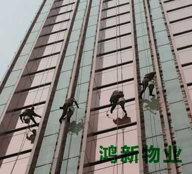 東莞的蜘蛛人外墻清洗施工