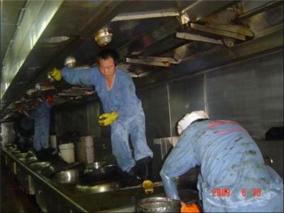 東莞酒店抽油煙機(jī)高壓清洗服務(wù)
