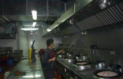 東莞酒店抽油煙機(jī)高壓清洗服務(wù)