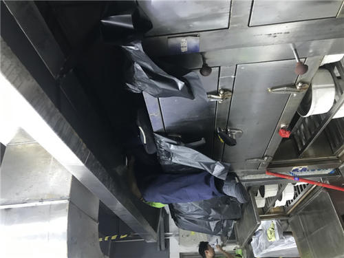 油煙機(jī)油污清洗