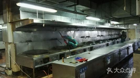 東莞的油煙機(jī)水槍清洗